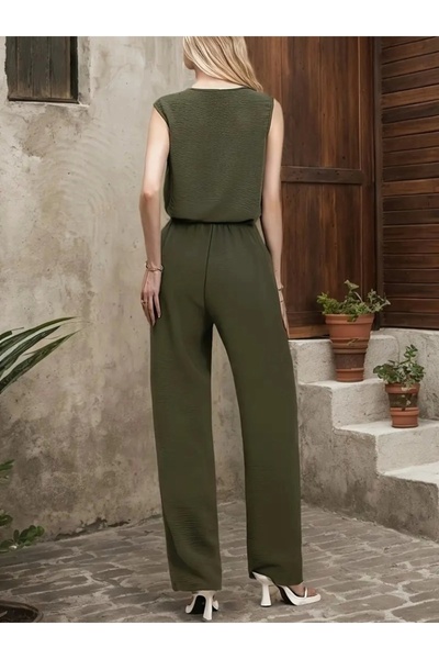 MetuCA Women's Sleeveless V-Neck Aerobin Blouse and Belted Waist Trousers Set of Two