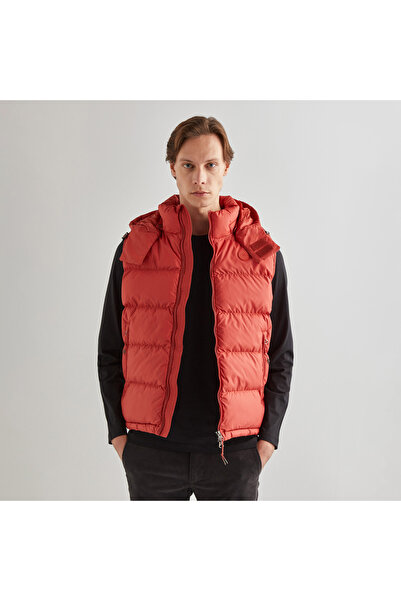 Gant Erkek Kırmızı Kapüşonlu Yelek