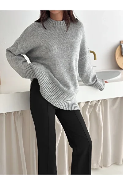 fiolin Hommy Crew Neck Sweater