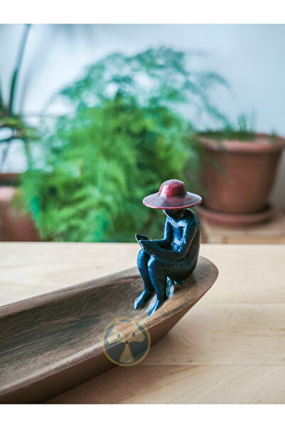 Tilki Atölye Minimalist Balıkçı Figürlü Kayık Tütsülük – 3D Baskı Dekoratif Ürün (Güncellendi)