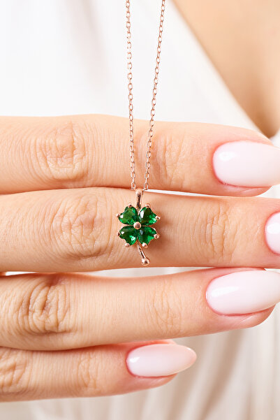 A-STİL TAKI 925 Ayar Gümüş Zümrüt Taşlı Yonca Kolye-Hediye Kutulu