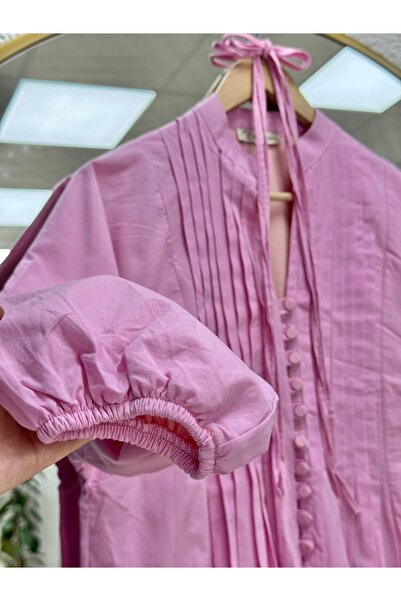 BENAHOLL Φόρεμα Loryla με ραβδώσεις στο μπροστινό μέρος με ρέλι Voile-EK606.1 Ροζ