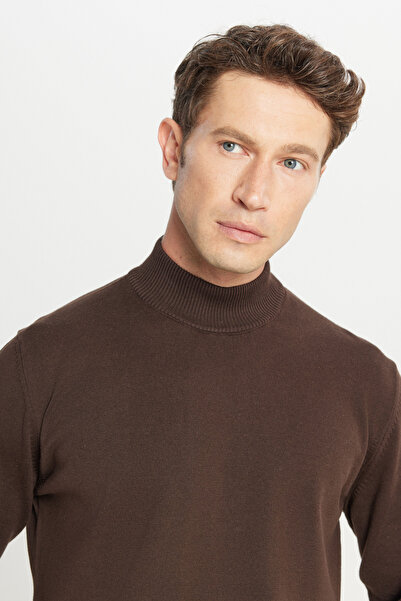 ALTINYILDIZ CLASSICS Erkek Kahverengi Pamuklu Standart Fit Normal Kesim Yarım Balıkçı Yaka Triko Kazak