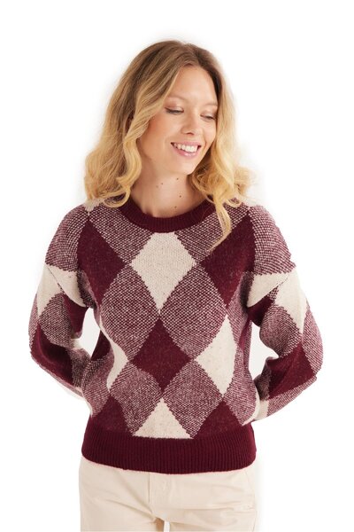 Tudors Women's Slim Fit Slim Fit Crew Neck Patterned Burgundy Sweater