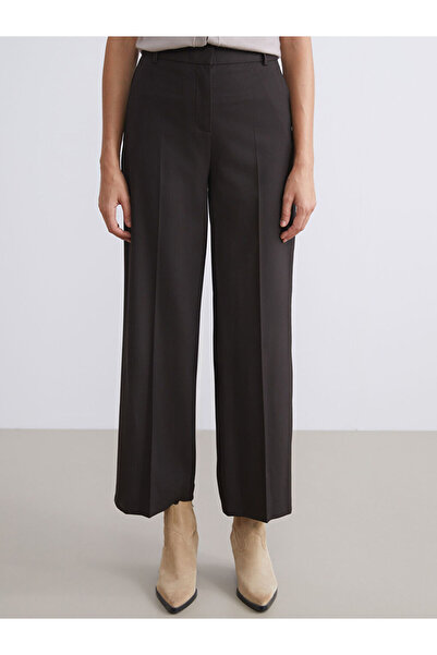 LC Waikiki Kahverengi Standart Fit Geniş Paça Kadın Pantolon