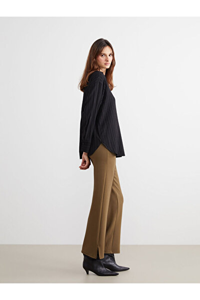 LC Waikiki اختيارات لامعة من متجر شاينينج ستور |   بنطلون دار فيت للنساء