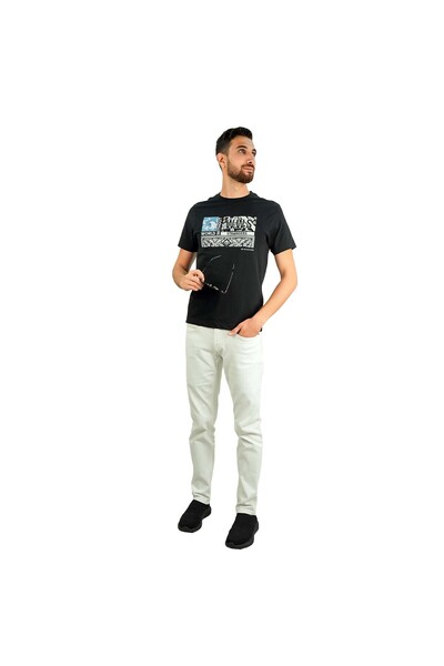 Giordano Men's World Without Strangers Print Tee - Slim Fit, Crew Neck, Cotton