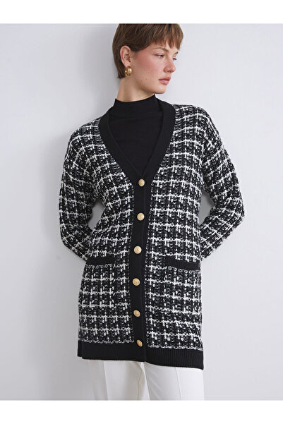 LC Waikiki سترة تريكو نسائية منقوشة برقبة على شكل حرف V