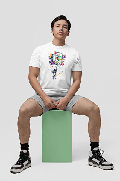 Bigonya Balloon Astronaut Printed, Unisex Design T-Shirt