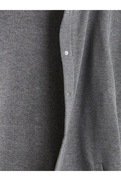 LC Waikiki Antrasit Kapüşonlu Kadın Hırka