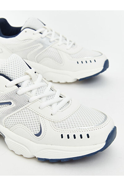 LC Waikiki Freezen Store'dan Trend Ürünler | Bağcıklı Kadın Spor Ayakkabı