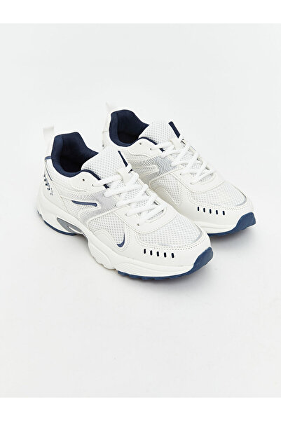 LC Waikiki Freezen Store'dan Trend Ürünler | Bağcıklı Kadın Spor Ayakkabı