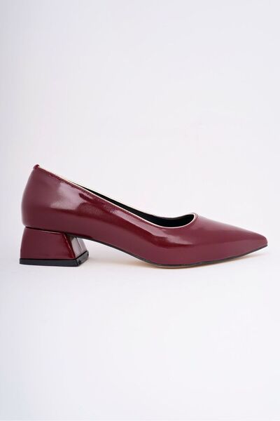 VİP SMR MODA Babet Women's Daily Comfortable Pointed Toe Gold Leather Detailed 3 cm Heels