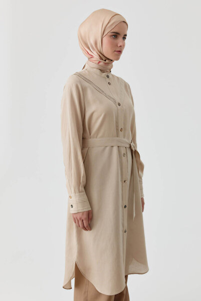 Tuğba Nervür Detaylı Yırtmaçlı Tunik - Bej