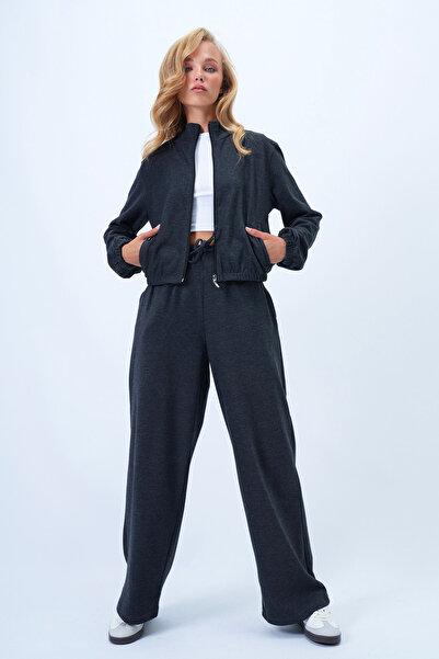 Trend Alaçatı Stili Kadın Antrasit Dik Yaka Örme Fermuarlı Sweat Ceket Ve Pantolon Takım Alc-X14384