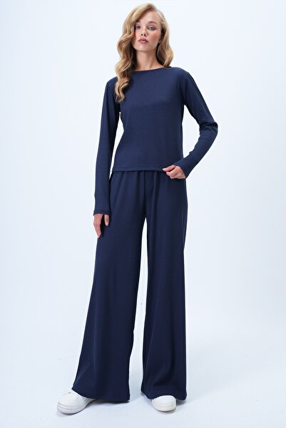 Trend Alaçatı Stili Γυναικεία μπλούζα με λαιμόκοψη Navy Blue και παντελόνι Palazzo Πλεκτό Σετ δύο τεμαχίων Alc-X12480