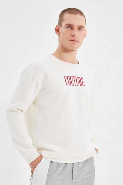 Kolekcia Trendyol Ecru vyšívaná mikina – bežný strih, fleece/teplá TMNAW21sw1538