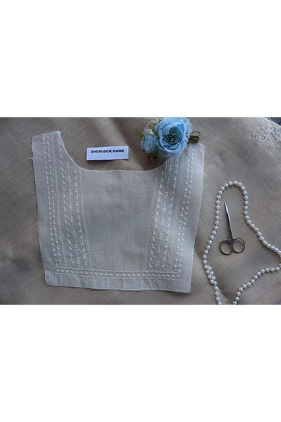 SHERLOCK HOME Cotton Scallop Raw Collar