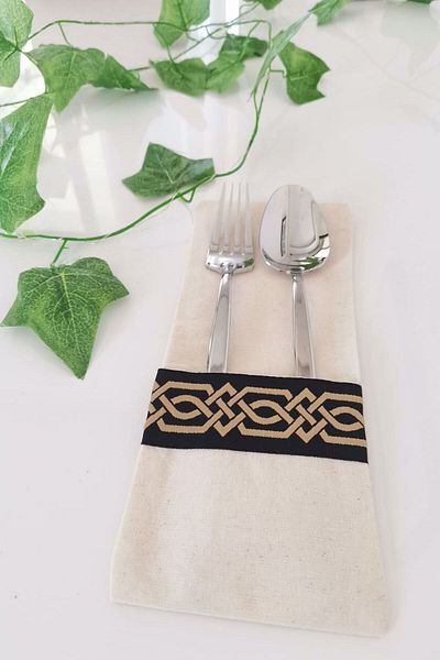 Emtory Home 6 Pieces Black Striped Gold Striped Linen Spoon Holder Serving Presentation