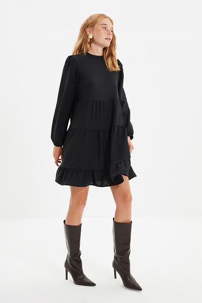 Trendyol Collection Černé tkané šaty širokého střihu TWOAW21EL0283