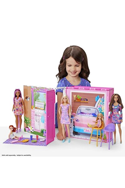 Barbie BARBIE DOLL HOUSE WITH 4 FOLDABLE AREAS