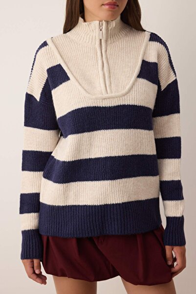 Trendyol Collection Pulover de tricotaj cu dungi cu textura moale albastru bleumarin TWOAW26KZ00130