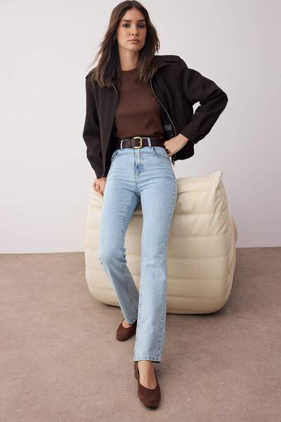 Trendyol Collection Light Blue High Waist Straight Jeans Twoaw26Je00184
