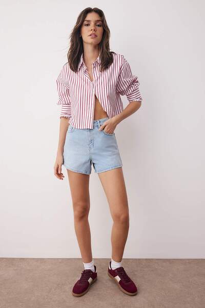 Trendyol Collection Відкриті сині шорти з високою талією City Boy Denim TWOSS25SR00178