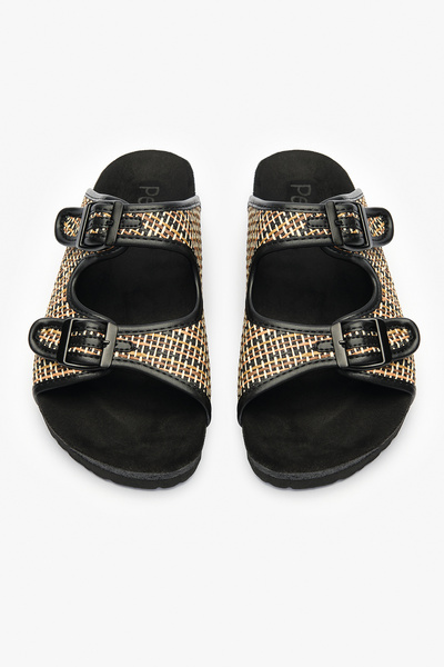 Penti Pia Natural Slippers - Comfortable and Stylish Design