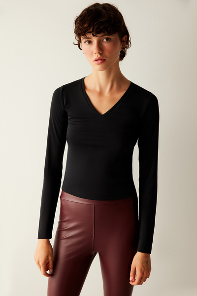 Penti V-Neck Modal Black Top