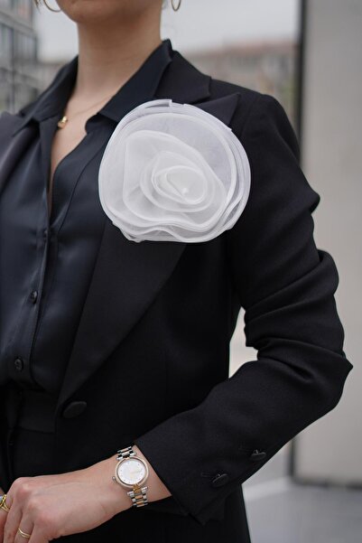 Ekol White Rose Brooch Satin Jacket and Pants Set
