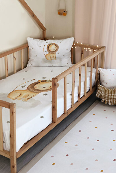 milroma Aslan Desenli Kadife Dekoratif Çocuk Yatak Örtüsü