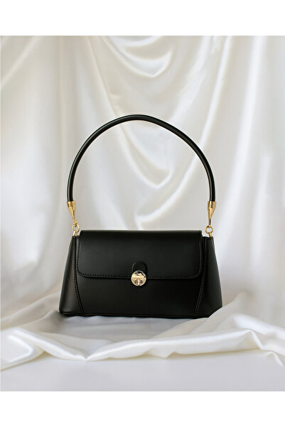 Aura Collection Online حقيبة كتف سوينو - أسود