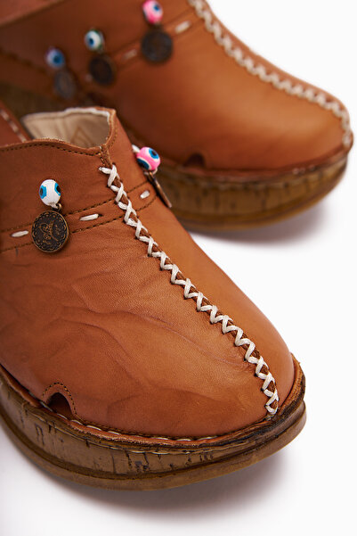 Limoya Γυναικείες παντόφλες από γνήσιο δέρμα Annika Tan Antique Detailed Wedge Sabo