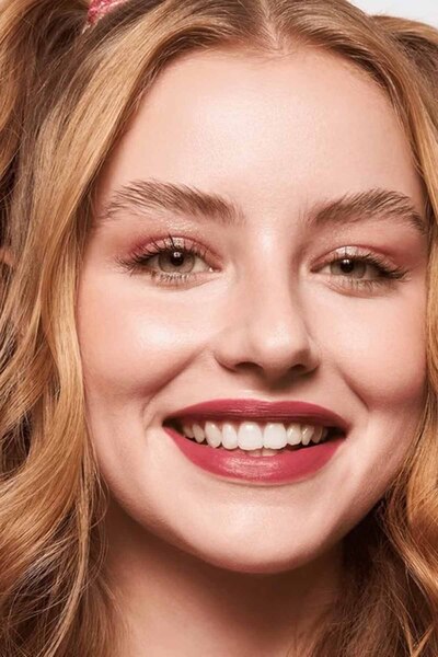 Essence The Slim Stick Ruj 105