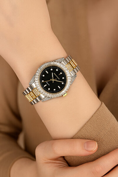 Goldpower ساعة يد نسائية بسلك معدني وتفاصيل حجرية