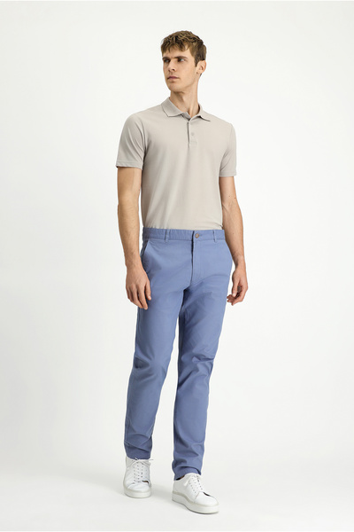 Kiğılı Pantaloni din pânză/chino cu croială normală