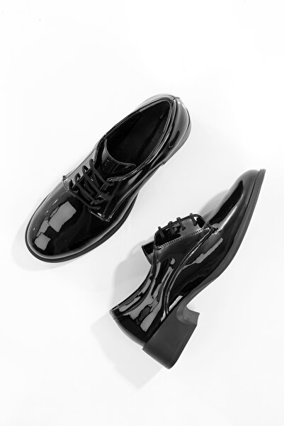 EYLÜLDEN MODA SHOES Kısa Topuklu Bağcıklı Oxford Casual Ayakkabı Siyah Rugan 3,5 cm Topuk
