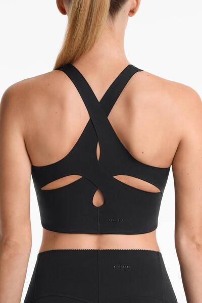 Oysho Light Touch medium-support sports bra