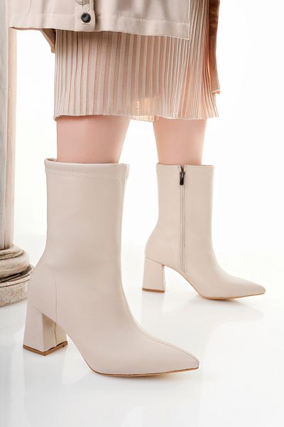 motto store Women's Beige Pointed Toe Medium Heeled Boots