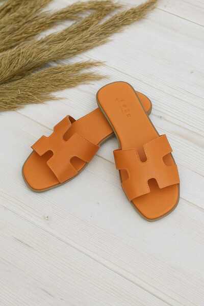 krm dünya ürünleri Kadın Turuncu Rengi Suni Deri Hermes Model Yazlık Düz Terlik - Günlük Şık Tasarım”