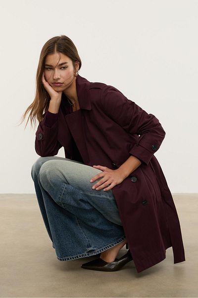 Stradivarius Basic regular fit trench coat with belt