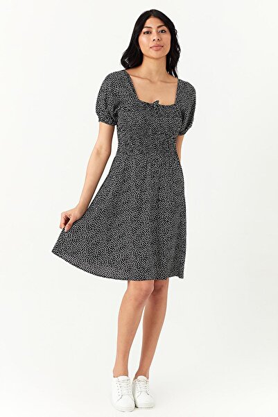 Select Moda Women's Black Floral Print Square Neck Short Sleeve Dress