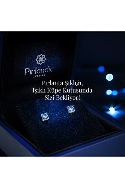 Pırlandia 0,44 Karat Pırlanta Baget Küpe