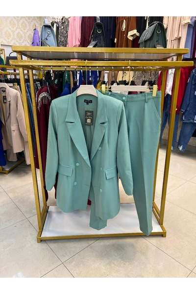 ONE WAY FASHION Luxury formal suit made of double crepe fabric