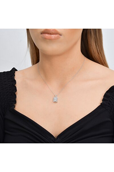 Pırlandia 0,30 Karat Pırlanta Baget Kolye