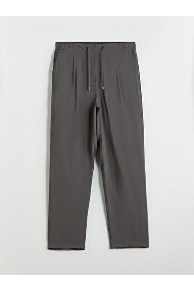 LC Waikiki Pantaloni pentru bărbați Shining Selection StandardFit de la Shini...