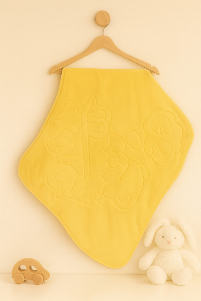 KapsülBebek 100% Soft Fleece Baby Blanket 100X120 cm – Heart / Embossed Pattern (Blue / Pink / Yellow)