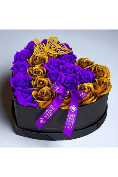 velve Σύνθεση Brilliant Hearts, 23 σαπουνένια τριαντάφυλλα και αξεσουάρ από μ...