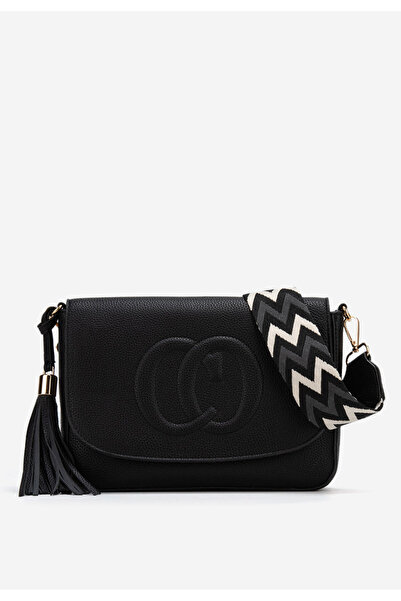 B T Shoes Černá ramenní kabelka Triumpha Winter